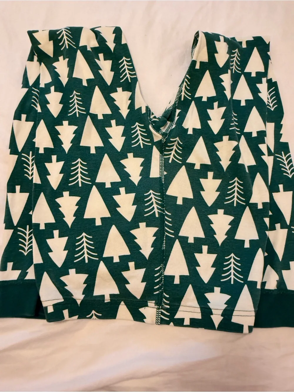Hanna Andersson Dark Green and White Tree Print Pajama Set